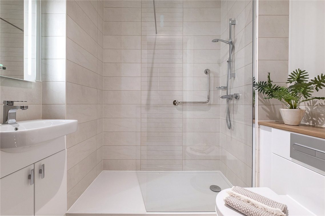 Easy access low level shower